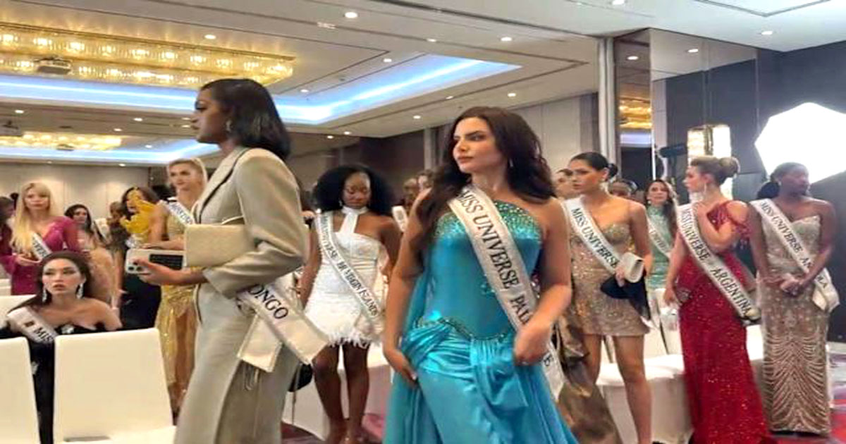 Contestants walk out after Miss Mexico scolded at Miss Universe pageant