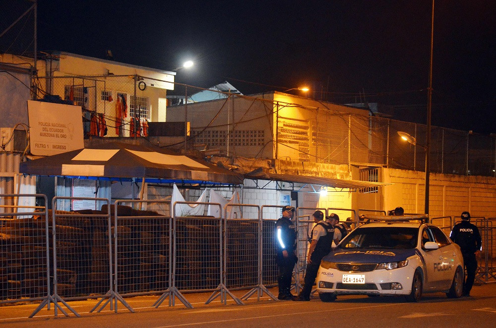 Authorities say 31 died in Ecuador prison, many asphyxiated