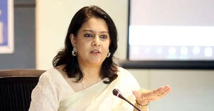 Crude bombs exploded in front of Adviser Rizwana’s residence