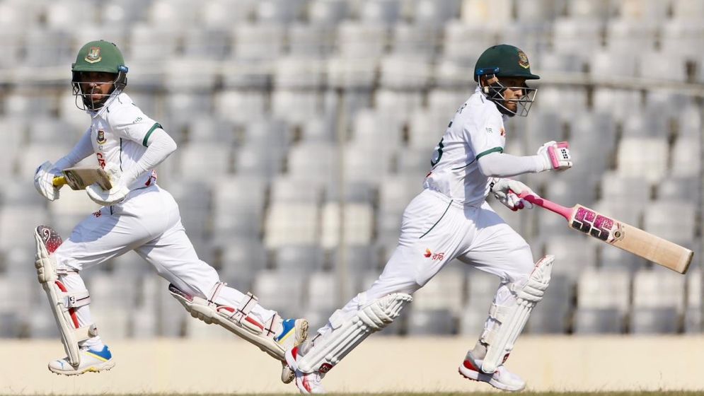 Bangladesh 192/3 after strong session from Mominul & Mushfiqur