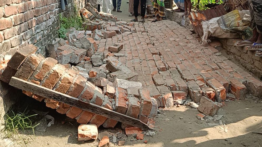 Child killed as wall collapses during earthquake in Rupganj