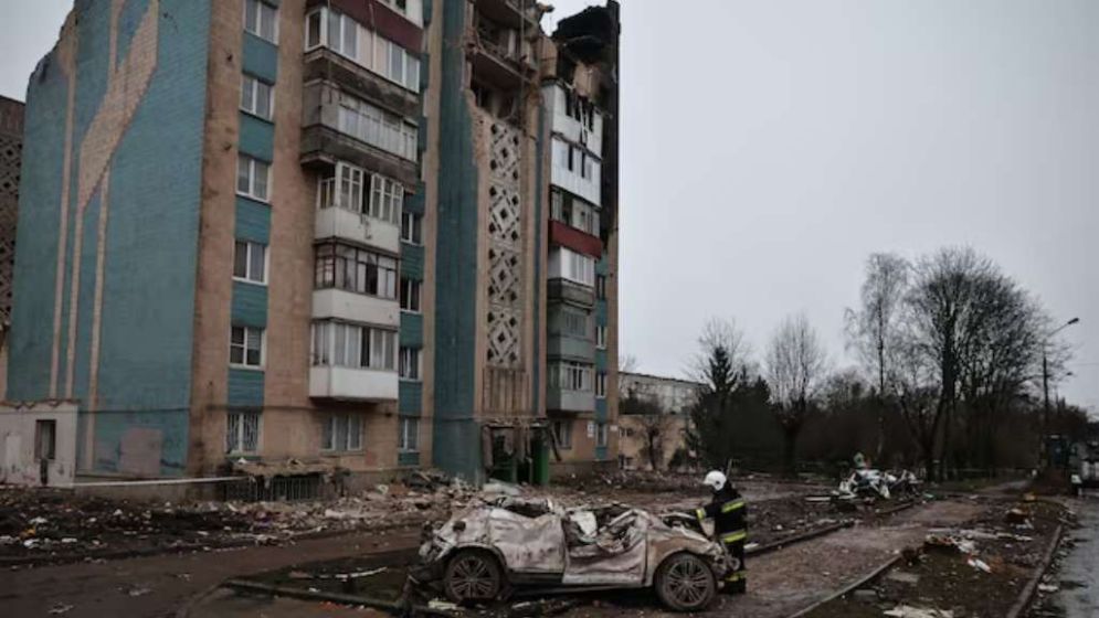 US, Ukraine and European officials hold talks in Geneva on Trump's plan to end war