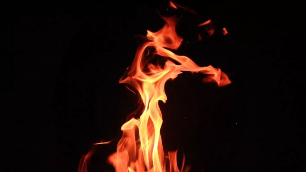 Blanket factory catches fire in Chattogram