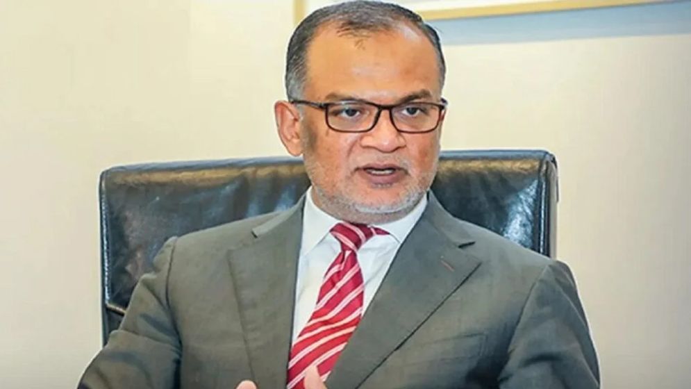 Commerce Adviser excluded as accused in uprising killing case