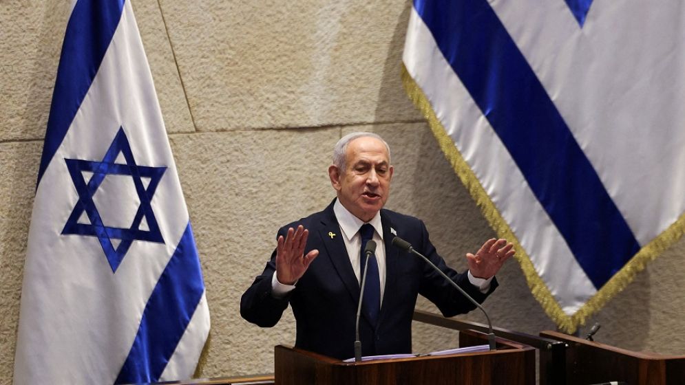 Netanyahu submits pardon request in corruption cases