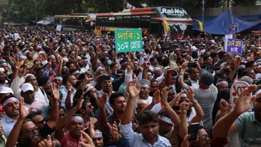 Primary school teachers to boycott students’ final exams on Tuesday