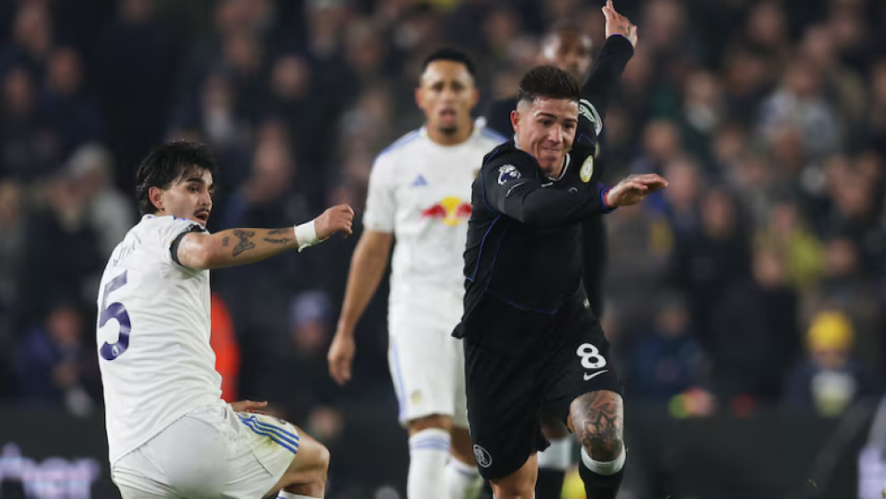 Chelsea lose ground at the top with 3-1 loss at Leeds