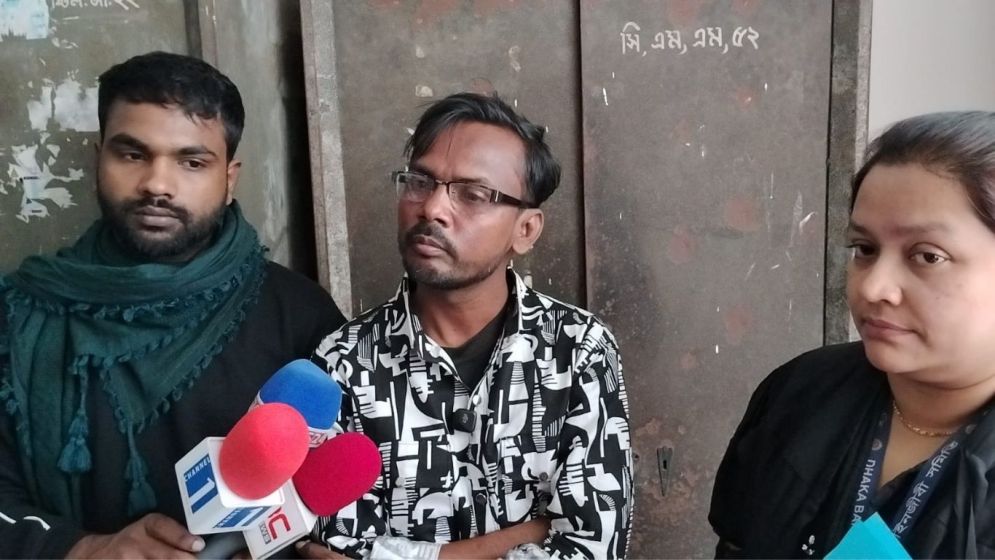 Arrest warrants issued against two in attempted murder of Hero Alom