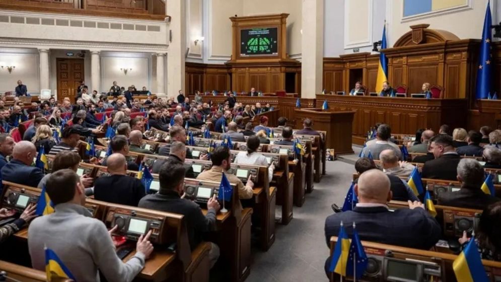 Ukraine anti-corruption agency tries to raid parliament