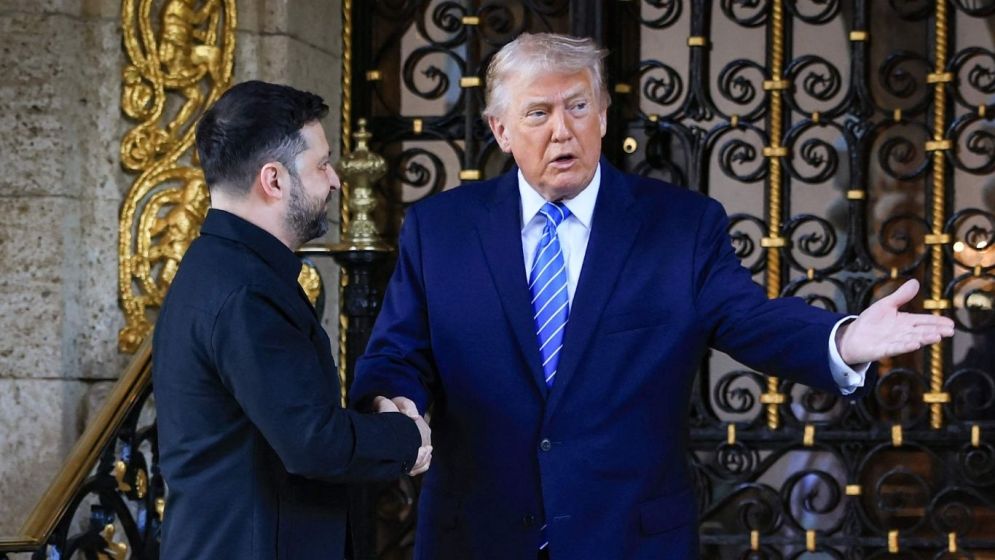 Zelensky meets Trump for talks on Ukraine peace plan