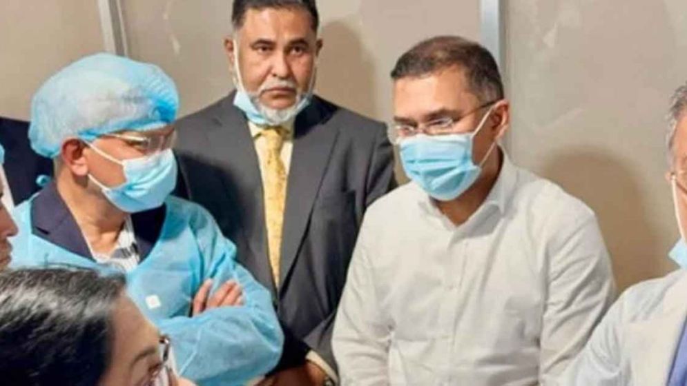 Tarique visits ailing mother at Evercare Hospital