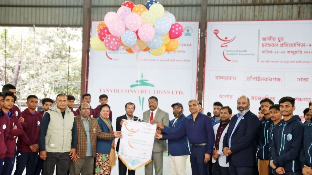 Chapainawabganj, Dhaka, Jashore lead on first day