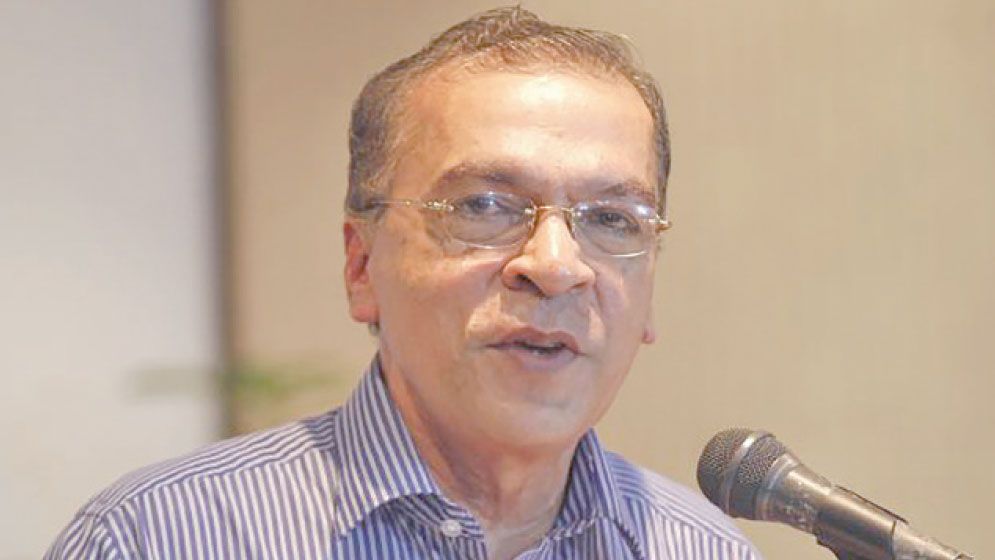 Some bureaucrats more powerful than advisers: Iftekharuzzaman