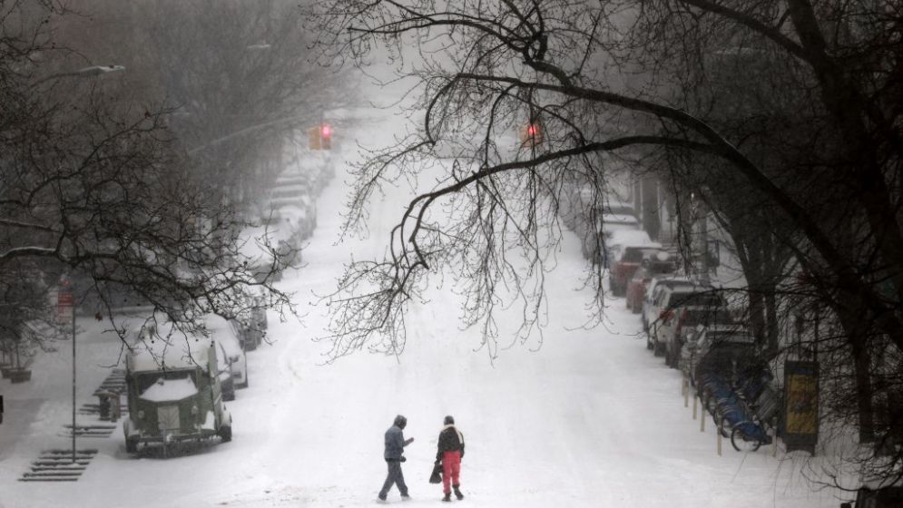 Historic winter storm leaves 11 dead across US