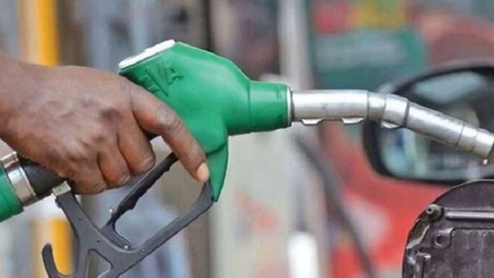 Oil prices fall by Tk2 per litre