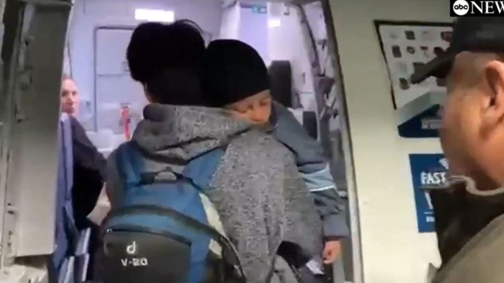 Minnesota lawmaker confirms return of child held by ICE