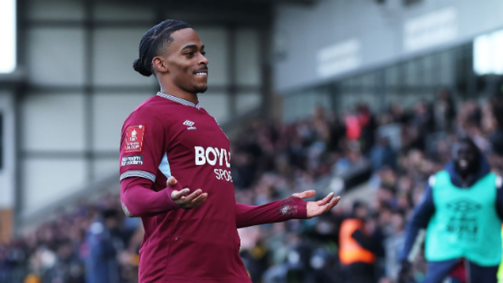 Ten-man West Ham survive Burton battle to reach FA Cup fifth round