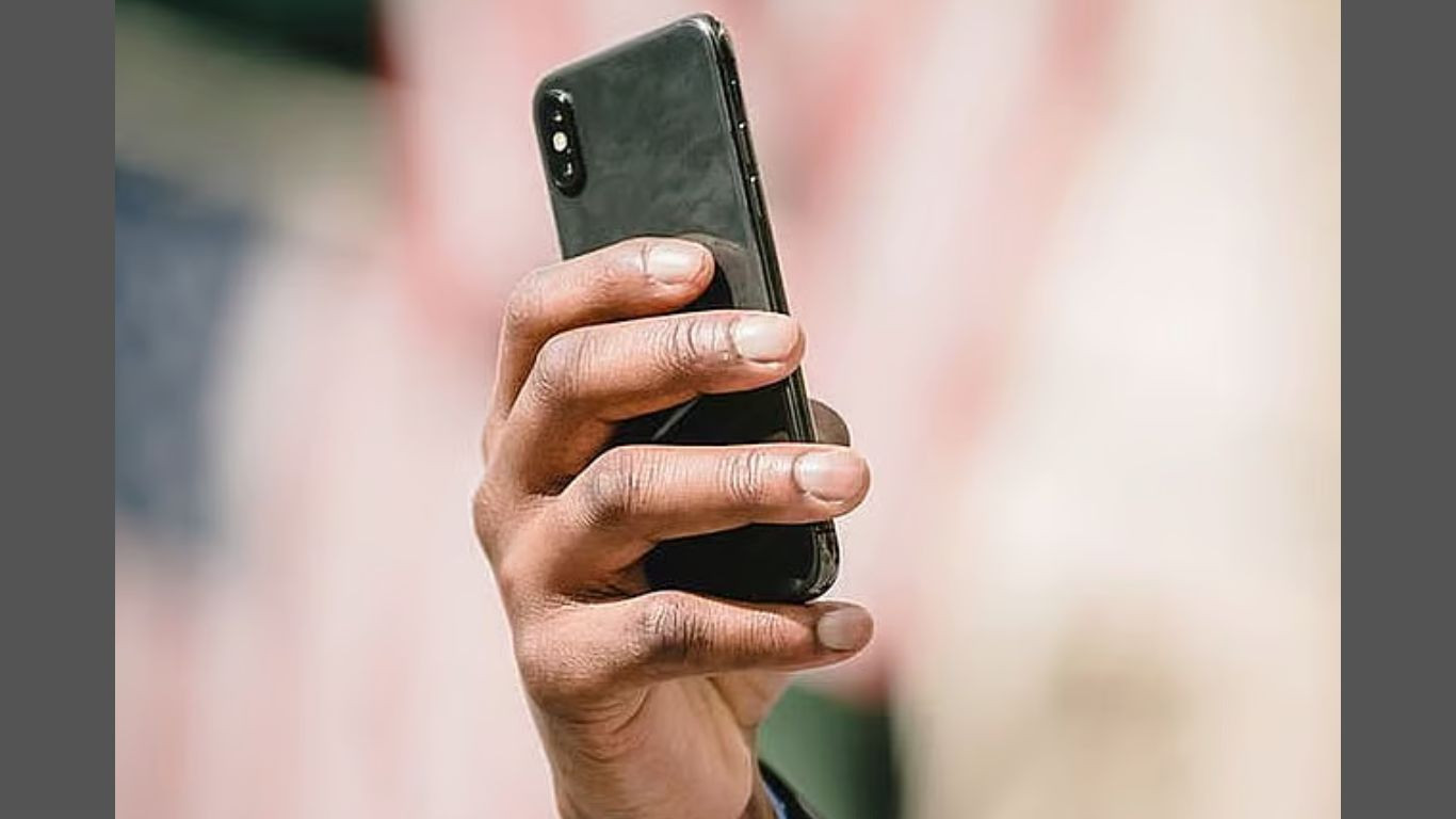 Abu Dhabi court orders Dh30,000 compensation for woman over secret filming