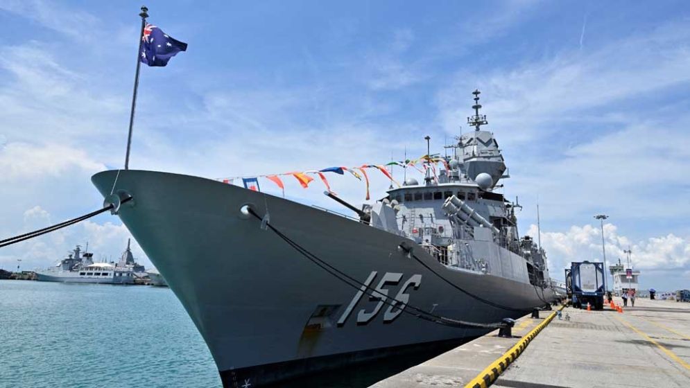 Australian Warship Crosses Taiwan Strait, Monitored by China