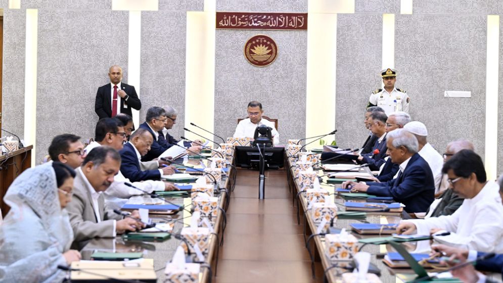 Government Cabinet Convenes for Policy Discussions