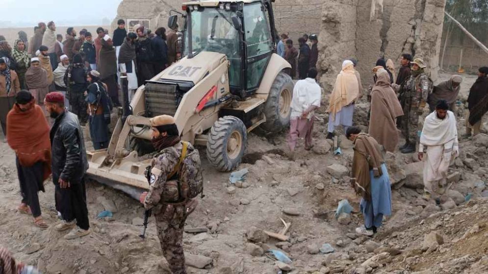 Kabul Bombed as Pakistan Escalates Conflict with Taliban Government