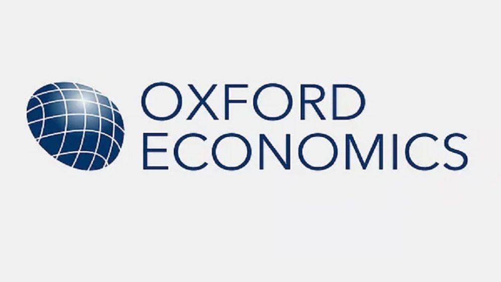 Oxford Economics: Political Calm Returns, Economic Risks Mount