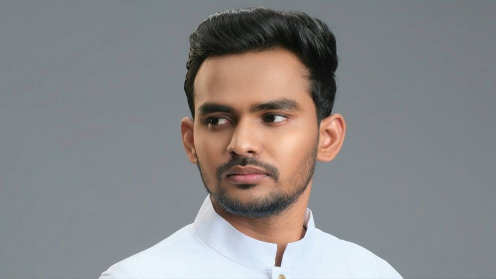 BFIU seeks bank account details of former adviser Asif Mahmud