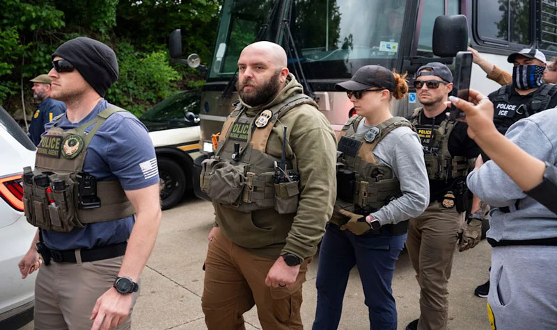 ICE agents seize journalist from news vehicle without a warrant