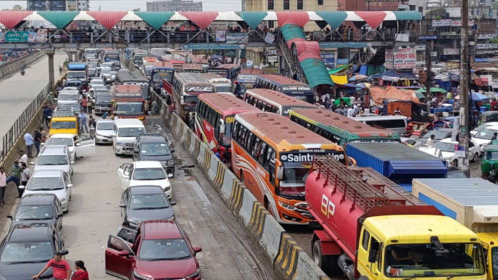 Eid homebound rush sparks fears of gridlock on Sylhet-Dhaka highway