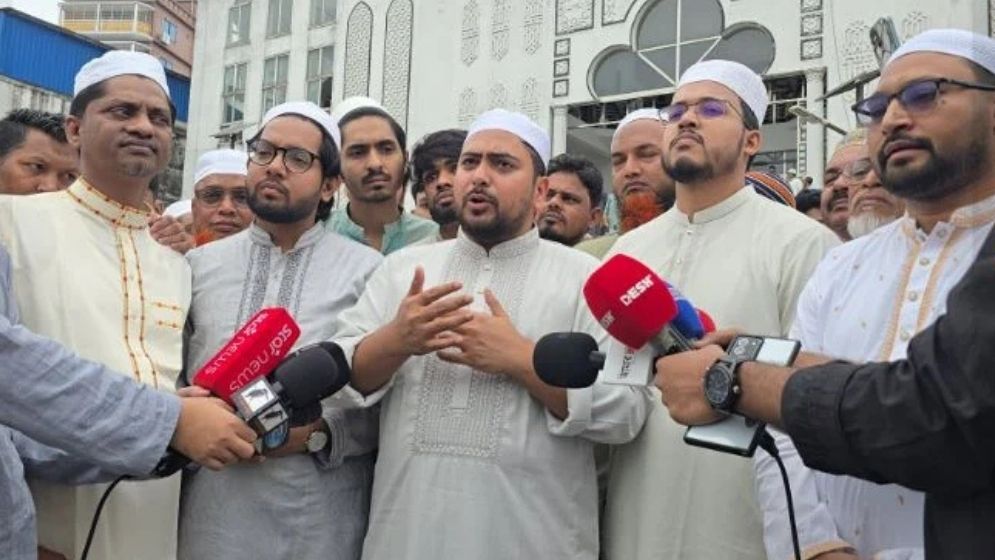 People celebrating Eid in a fascism-free country: Nahid