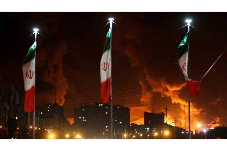 Bangladeshis in Iran are ‘safe’as government ready to evacuate those at risk: Shama