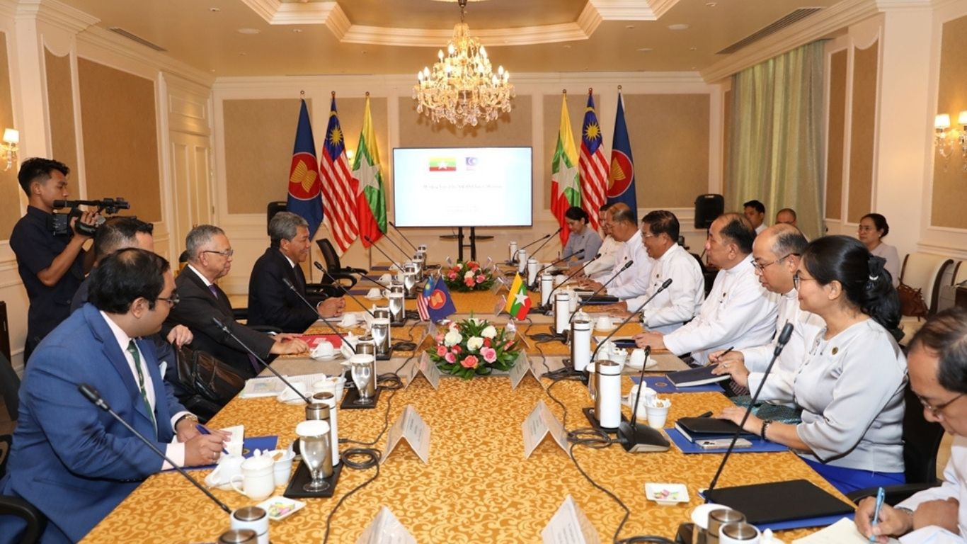 Regime marks ASEAN peace visit by bombing civilians
