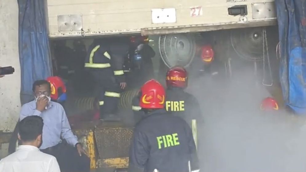 Massive fire breaks out at cold storage in Chattogram