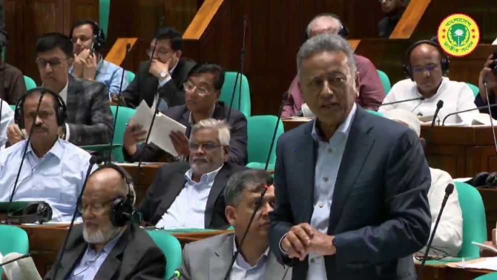 13.6 lakh people enter job market every year: Khasru