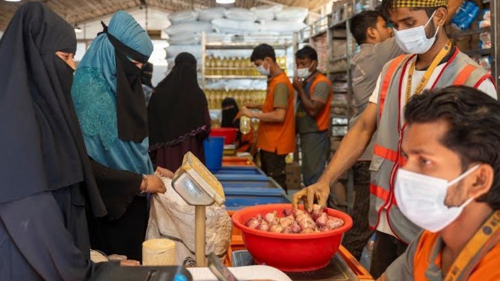 WFP adopts needs-based food aid for Rohingyas