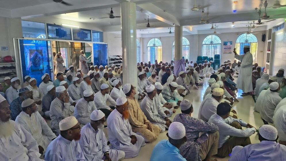 Day-Long Hajj Training Conducted in Thakurgaon