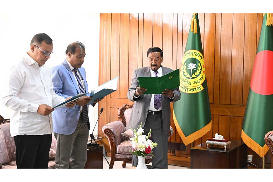 New MPs Take Oath of Office