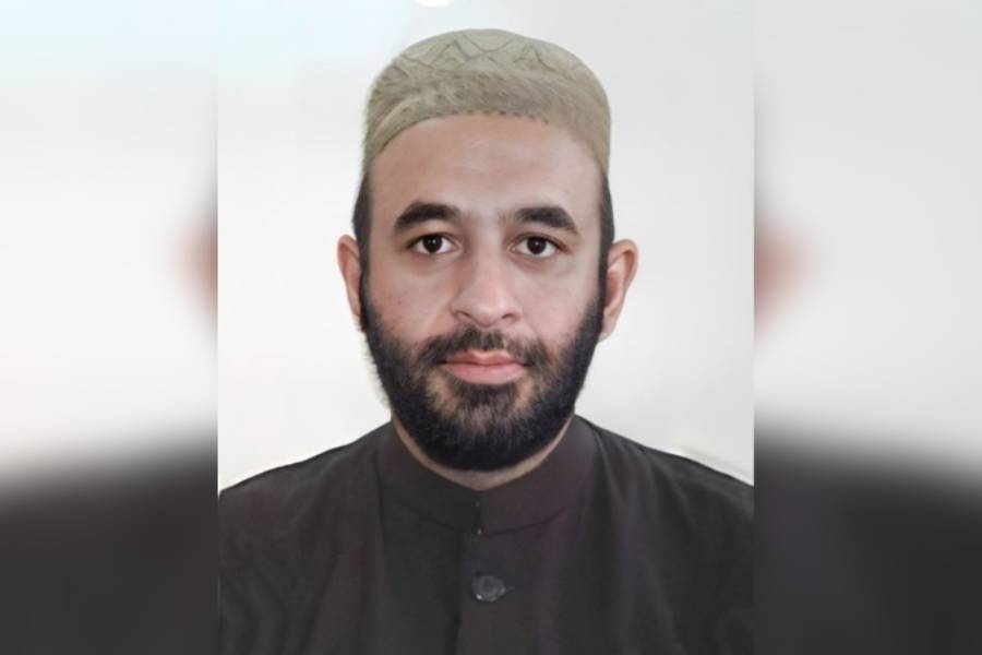 Shipping ministry gets new secretary as Zakaria takes office