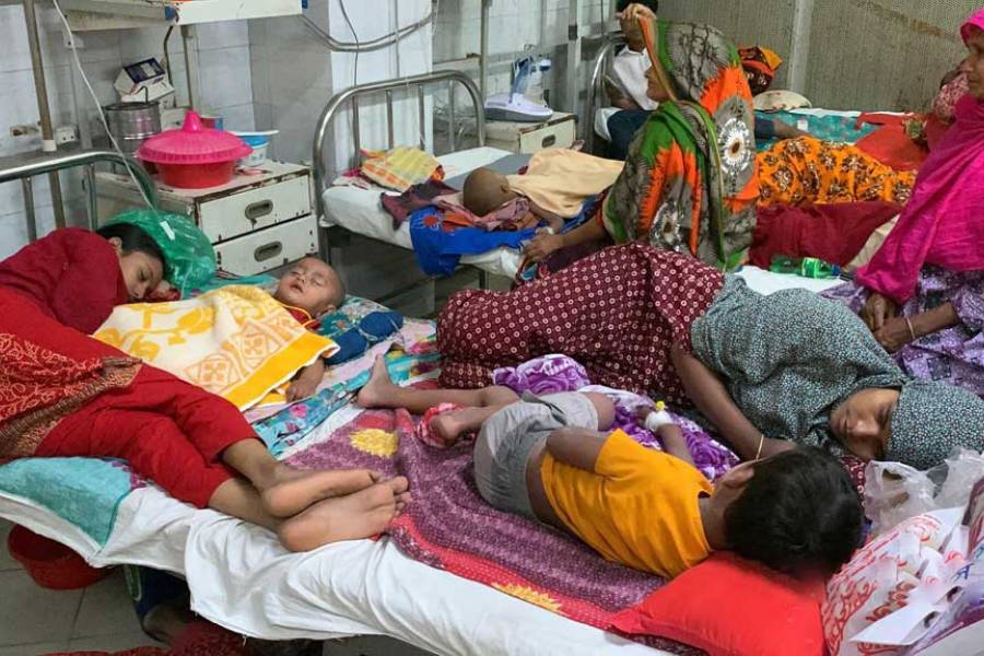 Deaths of 51 children prompt Rajshahi hospital to form measles expert board