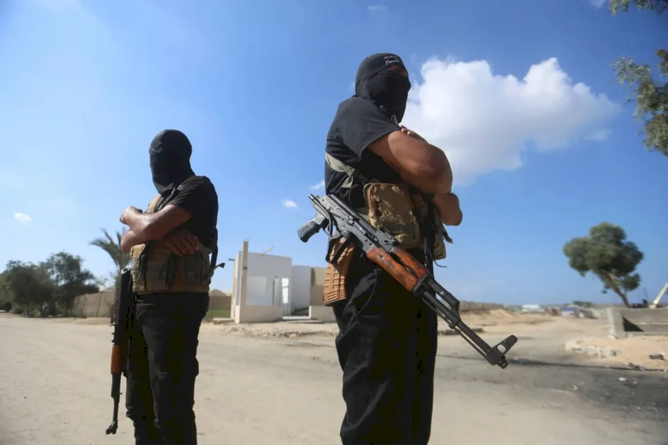 Clans, armed groups challenging Hamas in Gaza