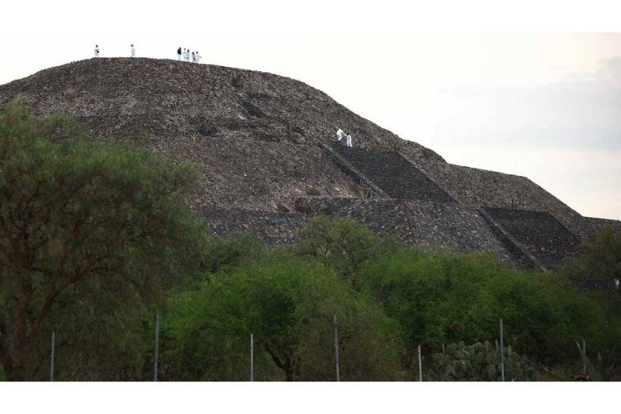 Canadian Woman Killed, 13 Injured in Teotihuacan Pyramids Shooting