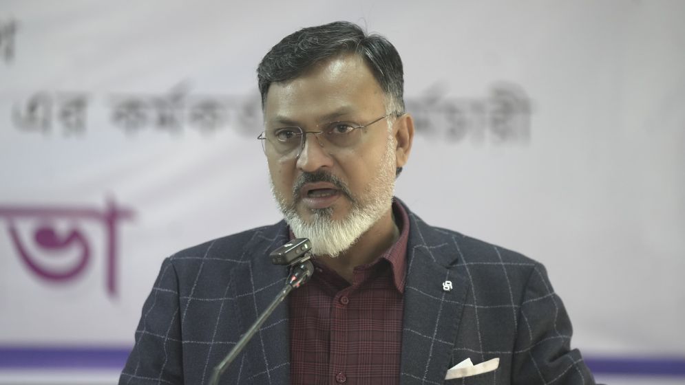 DNCC Moves to Free Footpaths from Encroachment