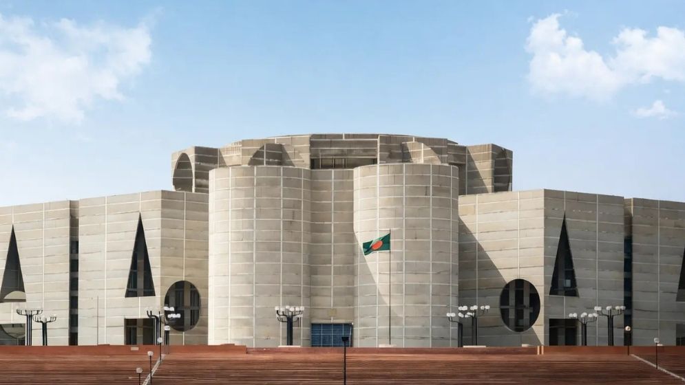 17-Member Parliamentary Body Planned for Constitutional Amendment