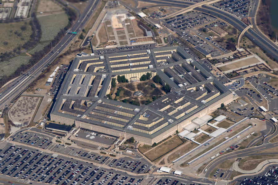 US Military Signs AI Deals with 7 Companies for Classified Systems