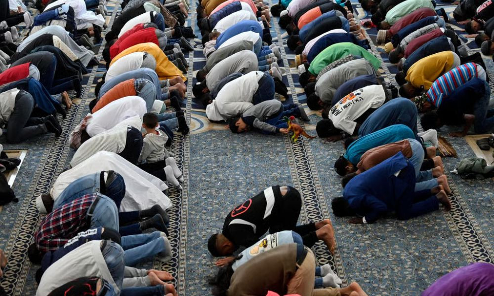 Italy moves to ban Islamic veils, restrict mosque funding