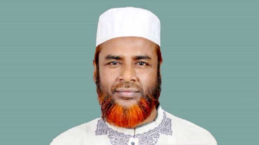 Bangladeshi tailor in Dubai