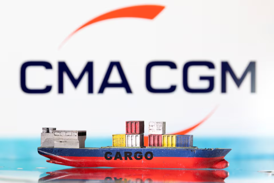 Container Ship CMA CGM Struck in Strait of Hormuz, Injuring Crew