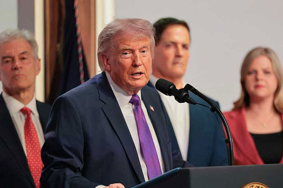 Trump Says Iran Wants Agreement but New US Strikes Possible