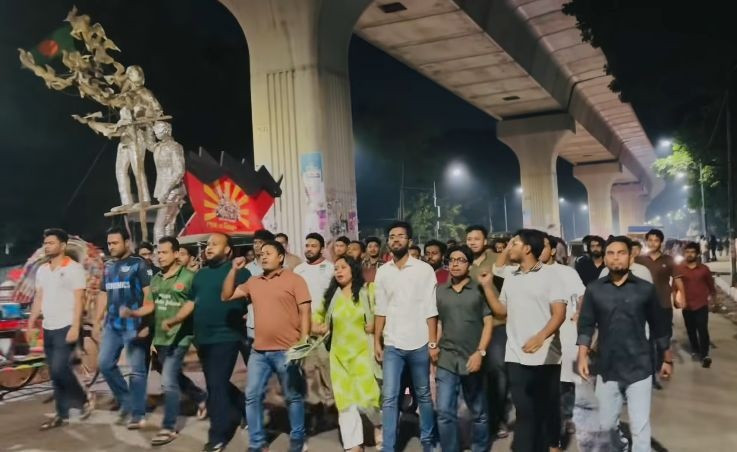 Chhatra Dal stages midnight protest at Shahbagh over alleged rigging in CUCSU polls