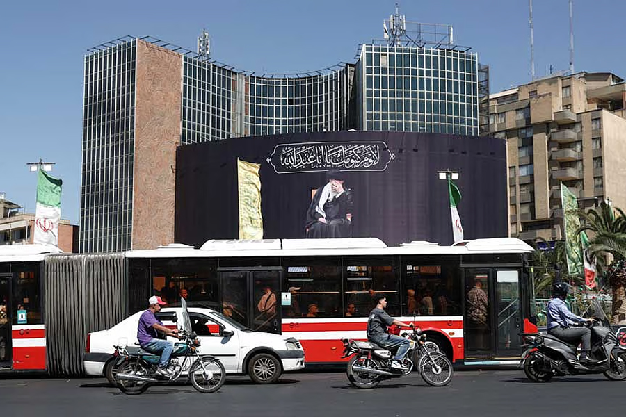 Lasting Truce in Doubt as US-Iran Talks Are Delayed